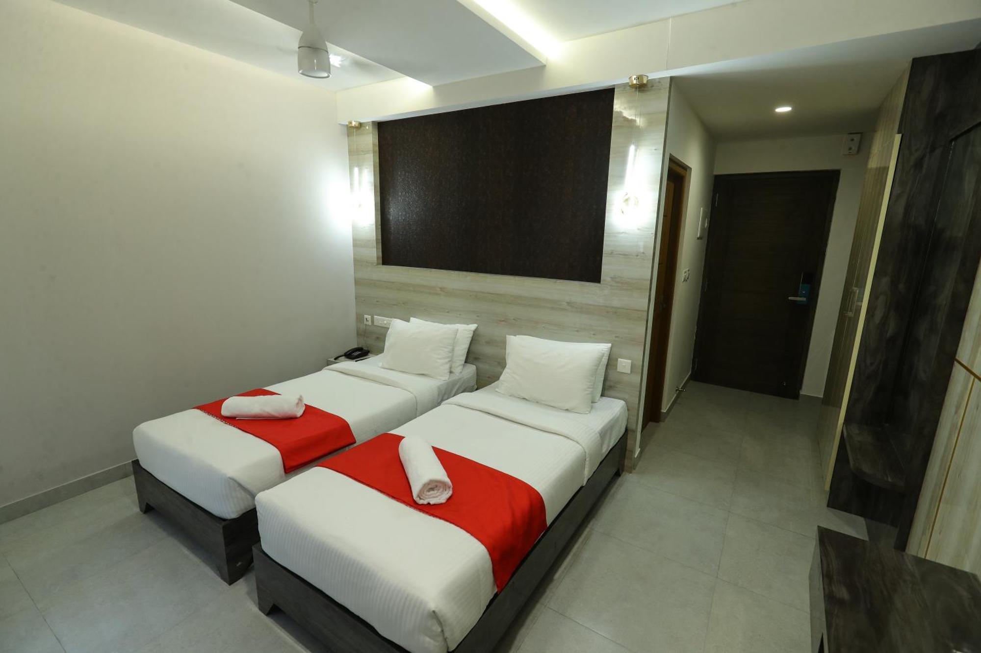 D-Luxe Hotel Коччи Экстерьер фото
