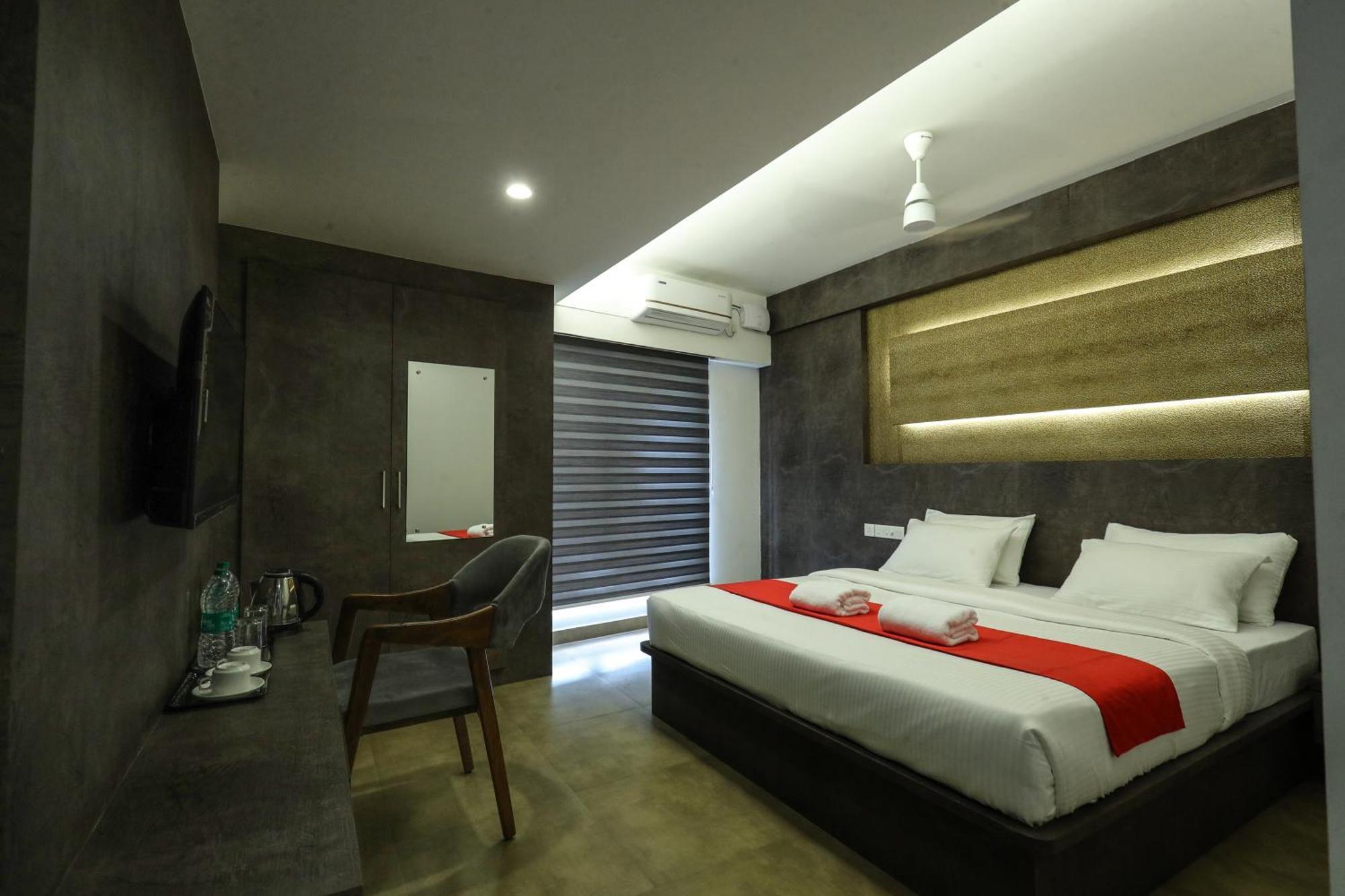 D-Luxe Hotel Коччи Экстерьер фото
