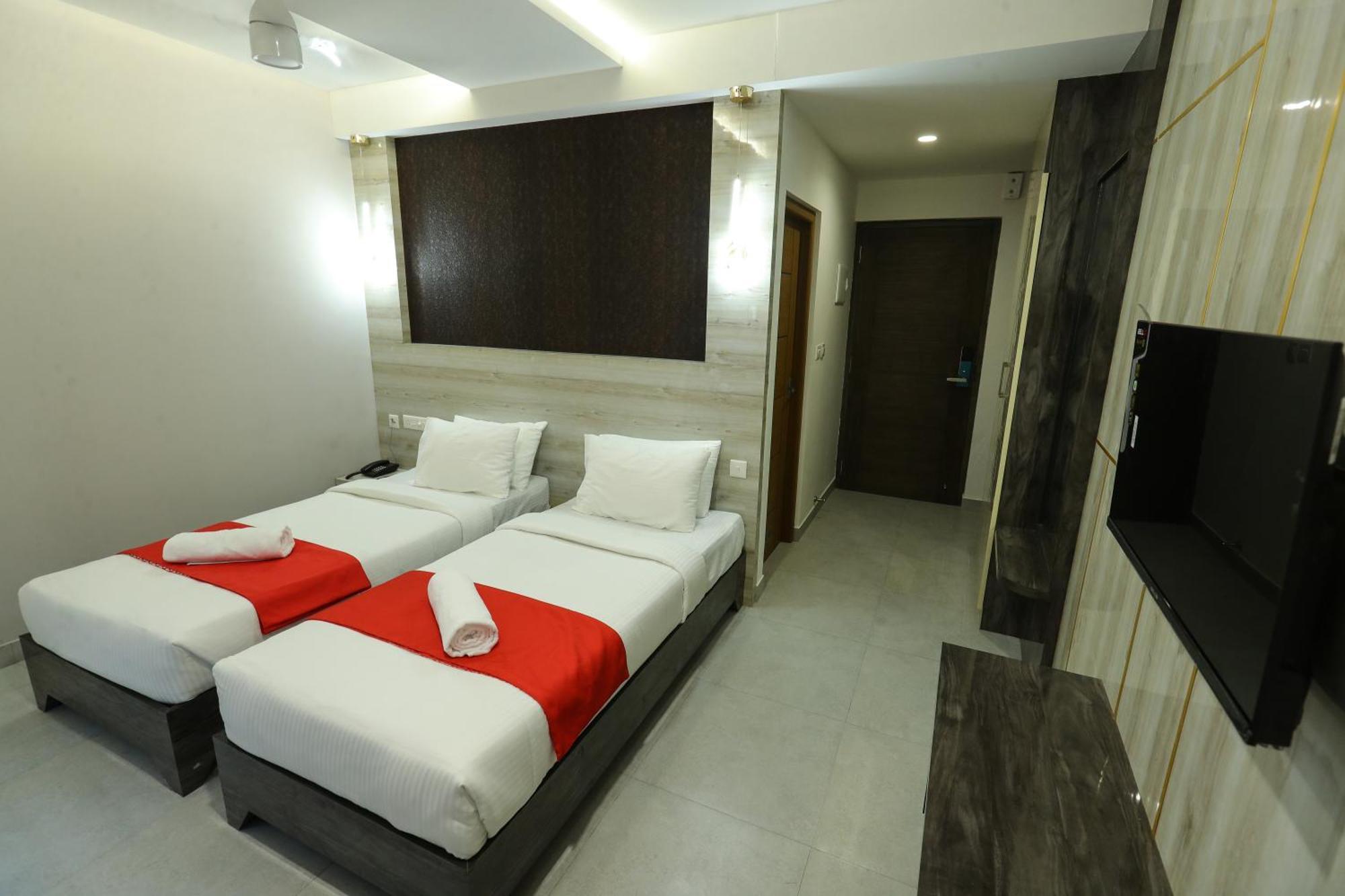 D-Luxe Hotel Коччи Экстерьер фото